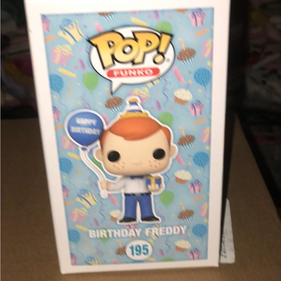Birthday Freddy #195 funko pop - Picture 6 of 6